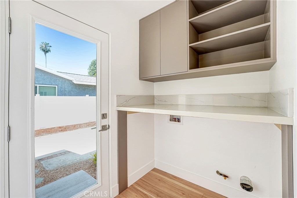 6722 Katherine Ave - Photo 16