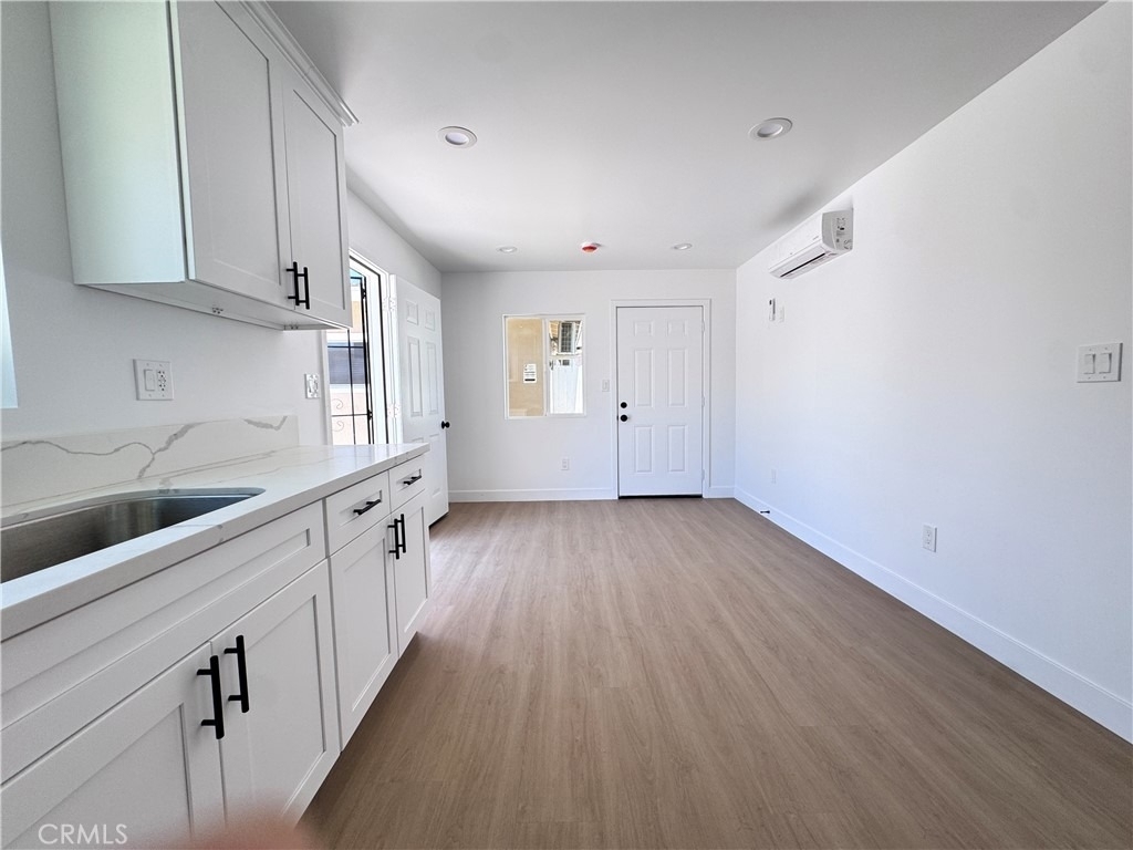 2218 Continental Avenue - Photo 4