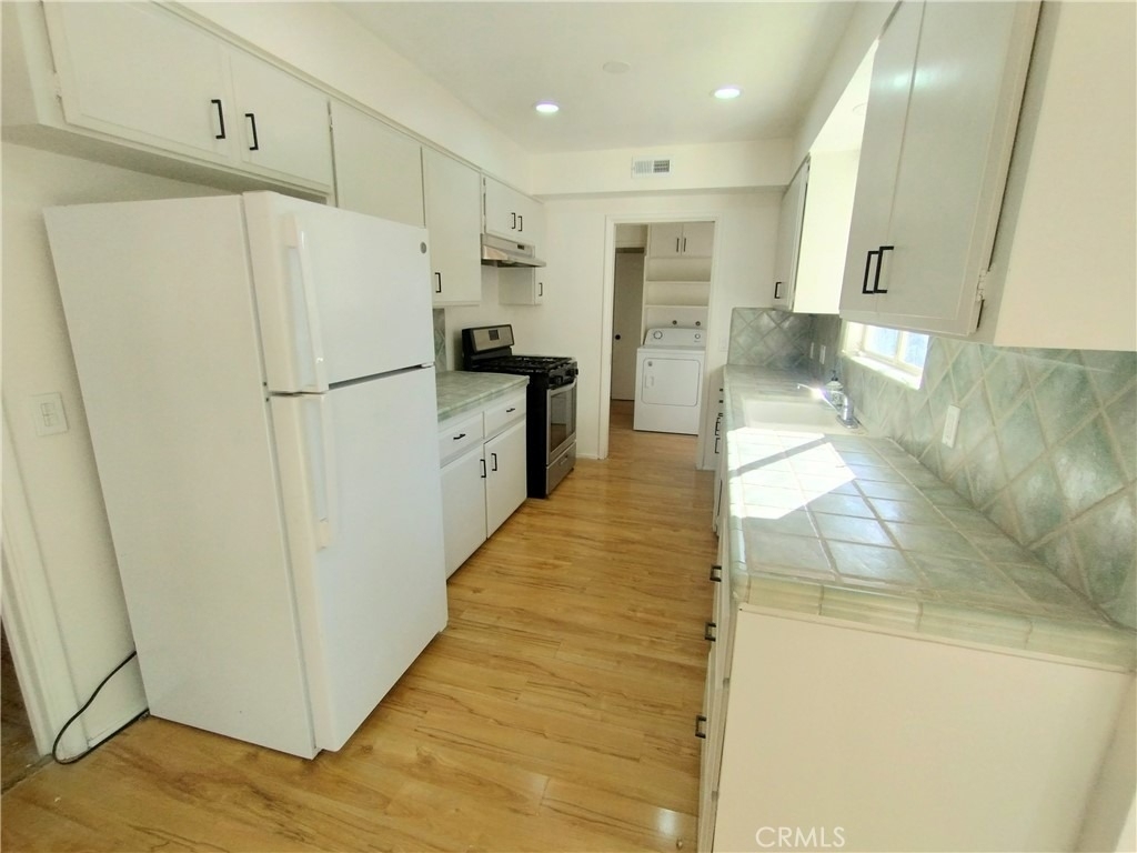 374 Grand - Photo 9
