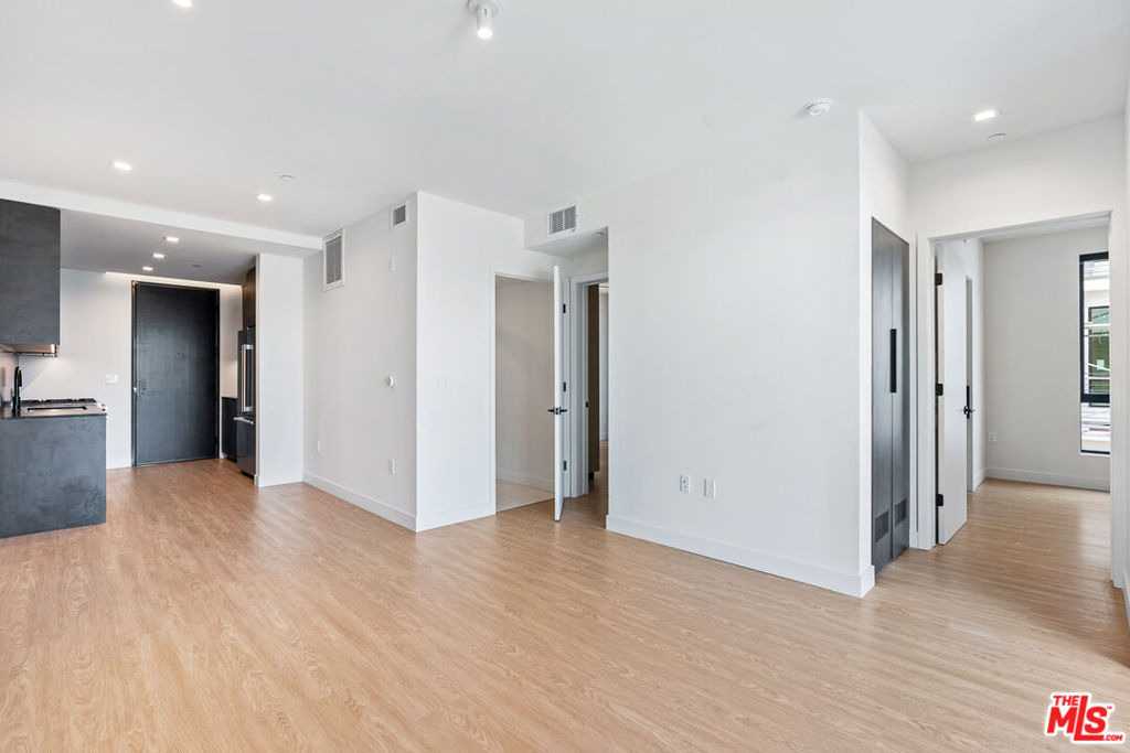 3667 Keystone Avenue - Photo 1