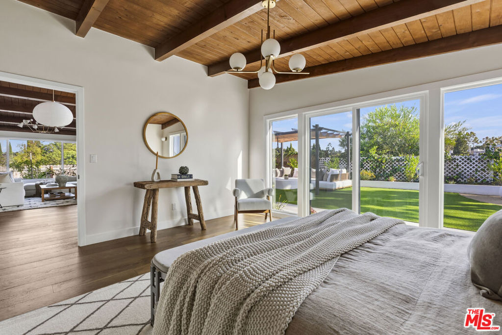 4600 Don Quixote Drive - Photo 33