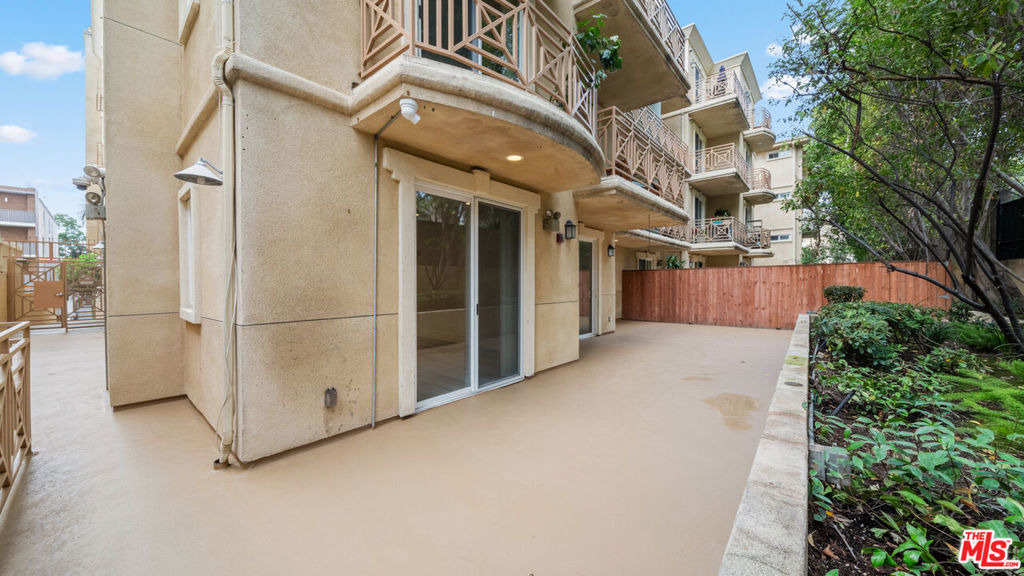 2306 Fox Hills Drive - Photo 12