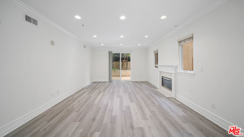 2306 Fox Hills Drive - Photo 8