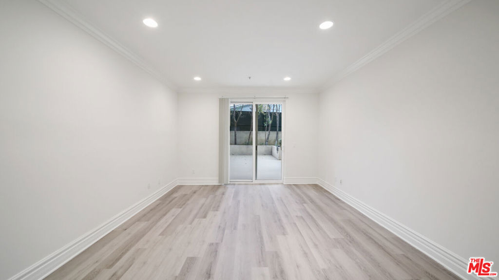 2306 Fox Hills Drive - Photo 23