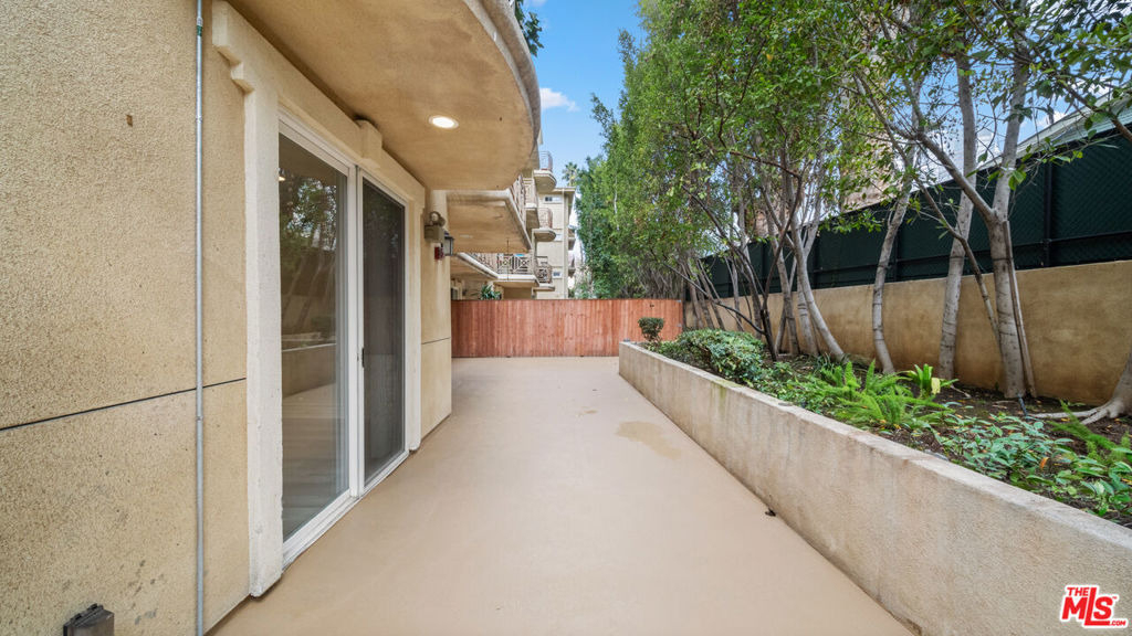 2306 Fox Hills Drive - Photo 11