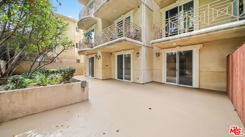 2306 Fox Hills Drive - Photo 15