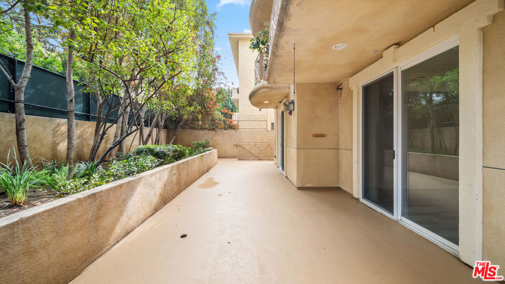 2306 Fox Hills Drive - Photo 13