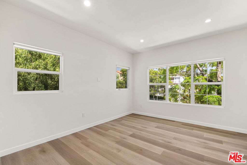 1305 Lucile Avenue - Photo 10