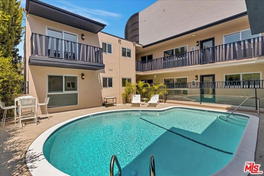 210 S Hamilton Drive - Photo 28