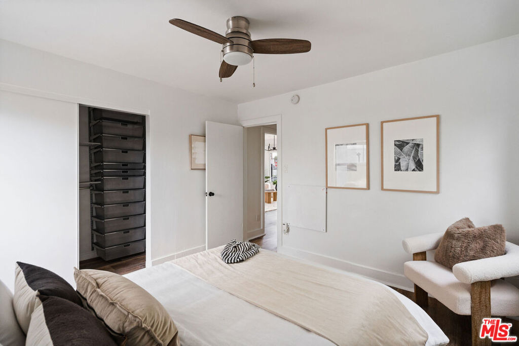 607 W 111th Place - Photo 25