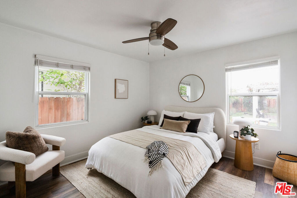 607 W 111th Place - Photo 22
