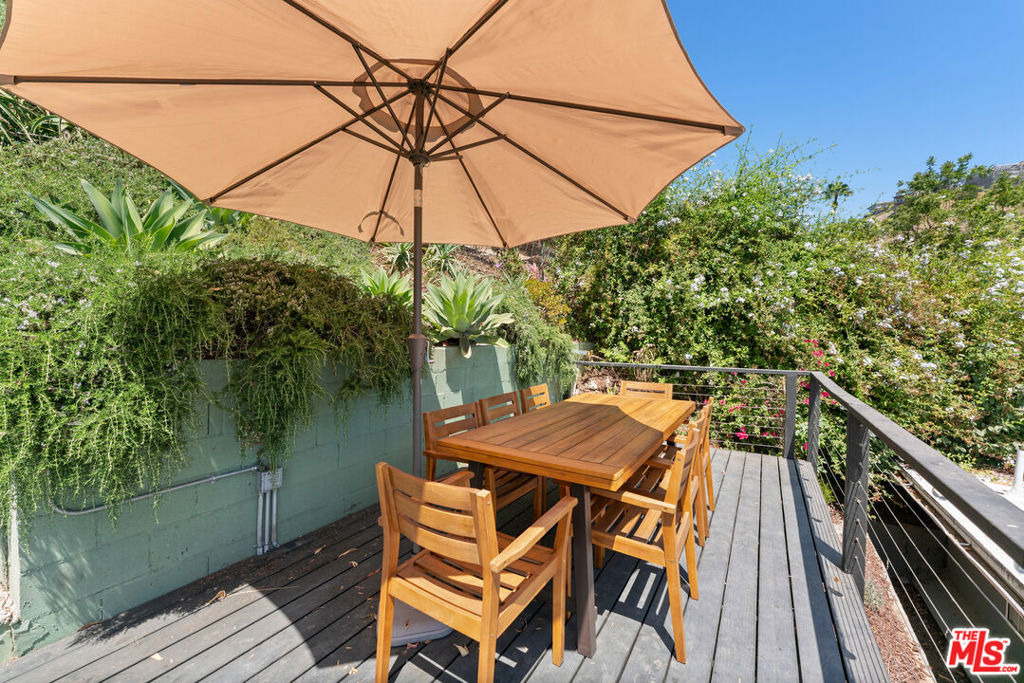 422 James Street - Photo 20