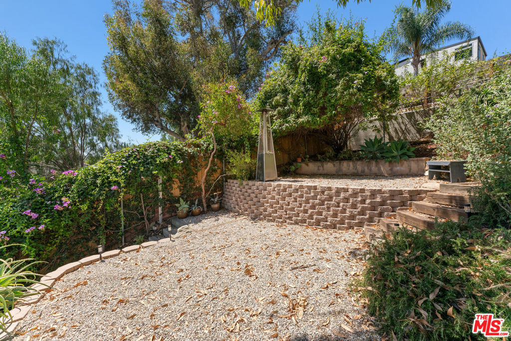 422 James Street - Photo 23