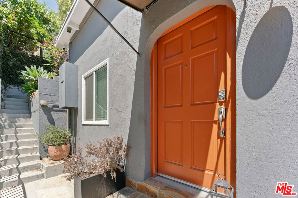 422 James Street - Photo 5