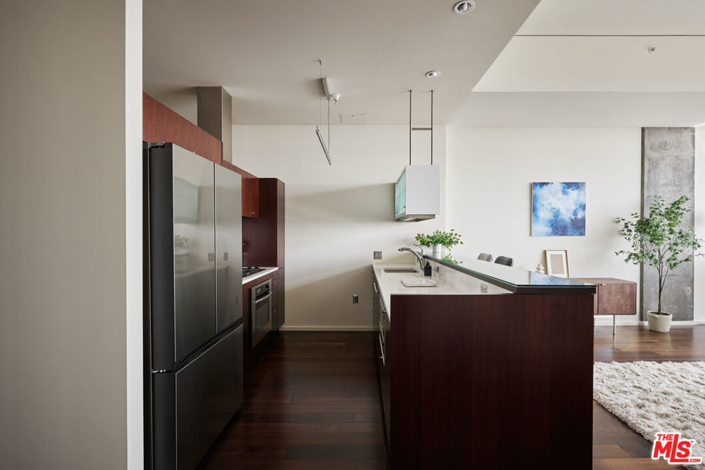 1155 S Grand Avenue - Photo 7