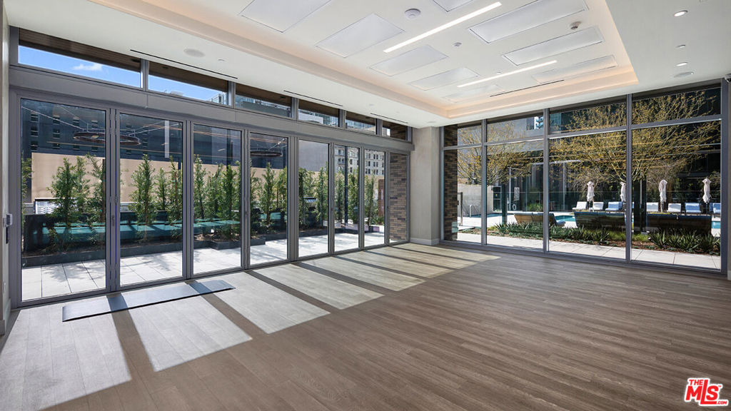744 S Figueroa Street - Photo 38