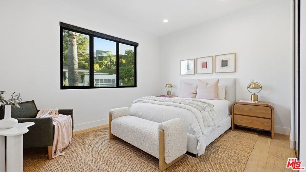 16341 3/4 Sloan Drive - Photo 5