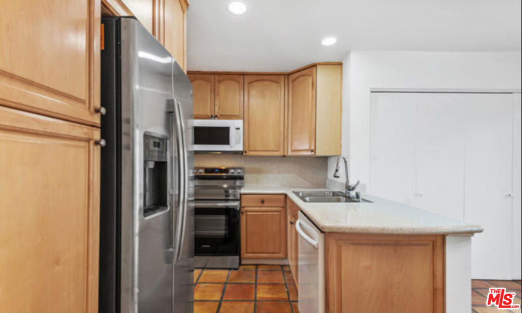 6798 Las Olas Way - Photo 5