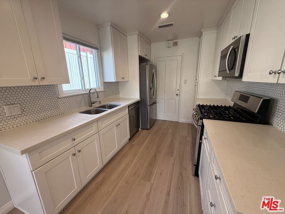 2766 Dunleer Place - Photo 1