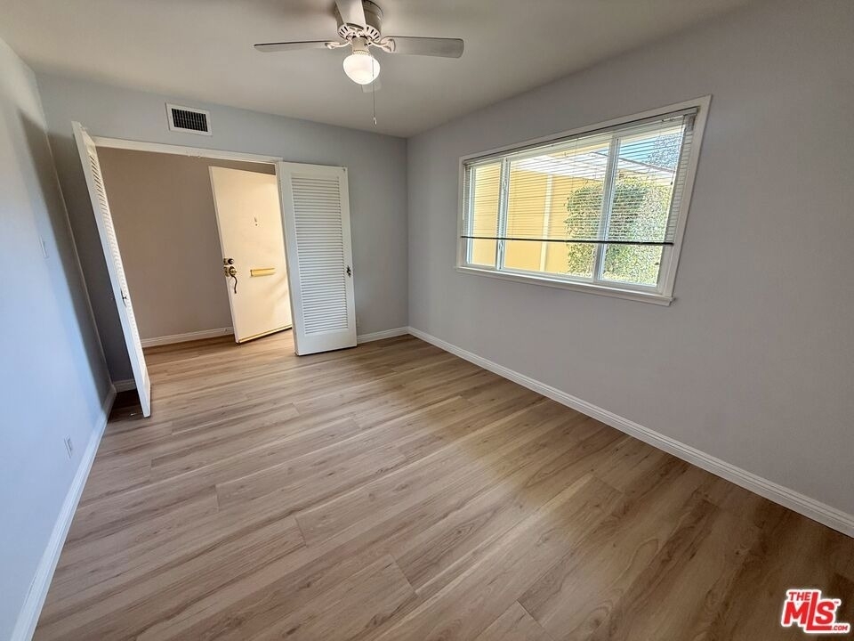 2766 Dunleer Place - Photo 7