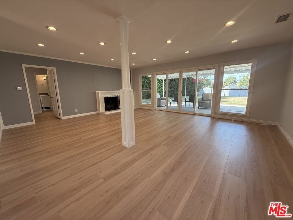 2766 Dunleer Place - Photo 2
