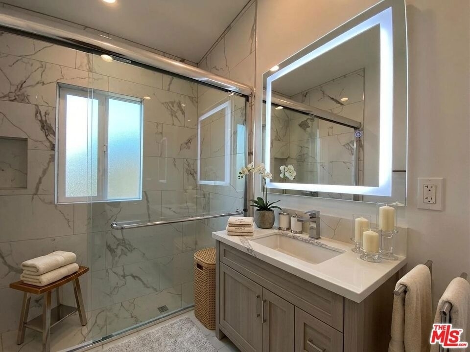 3207 W 3rd Street - Photo 3