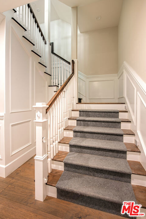 12142 Hollyglen Place - Photo 34