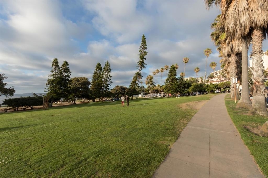 1039 Coast Blvd - Photo 19