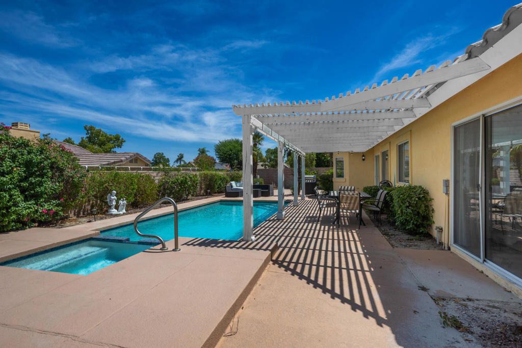 44210 Mariposa Court - Photo 26
