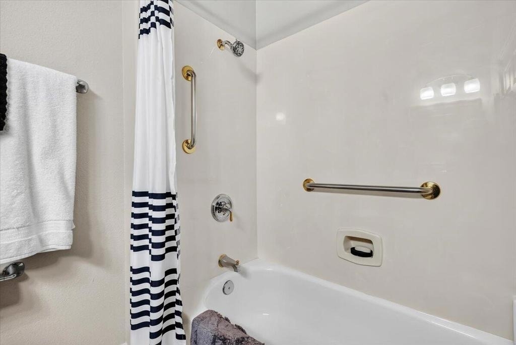 39305 Fernwood Glen Court - Photo 23