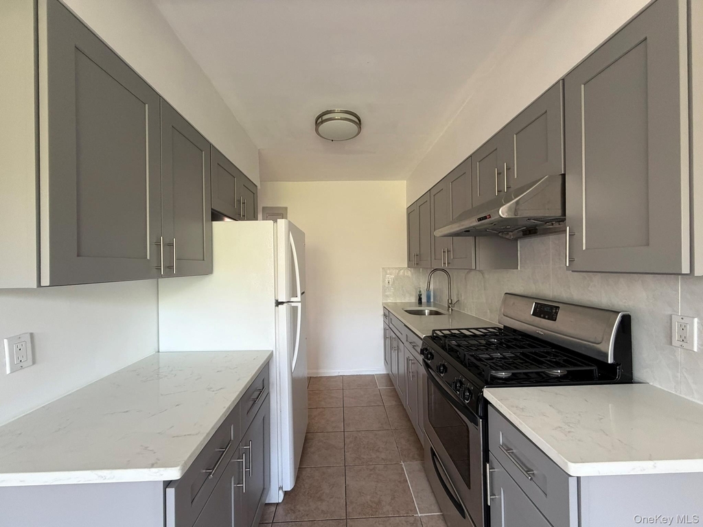 3220 56th Street - Photo 17