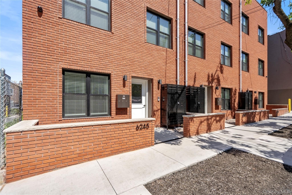 6245 60th Street - Photo 11