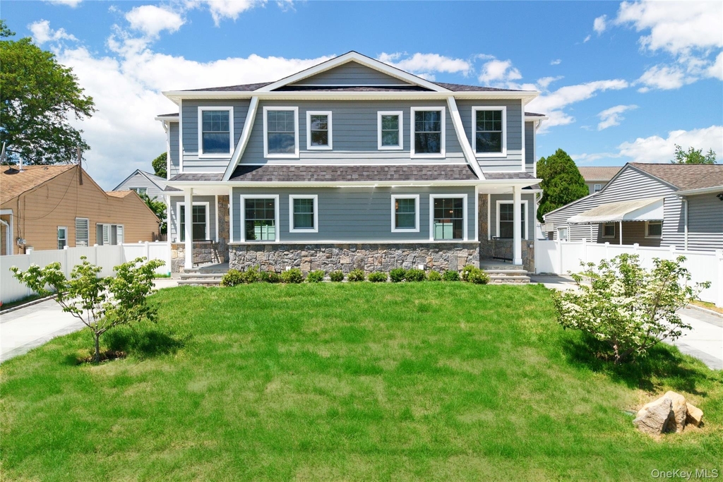 37 Corchaug Avenue - Photo 0