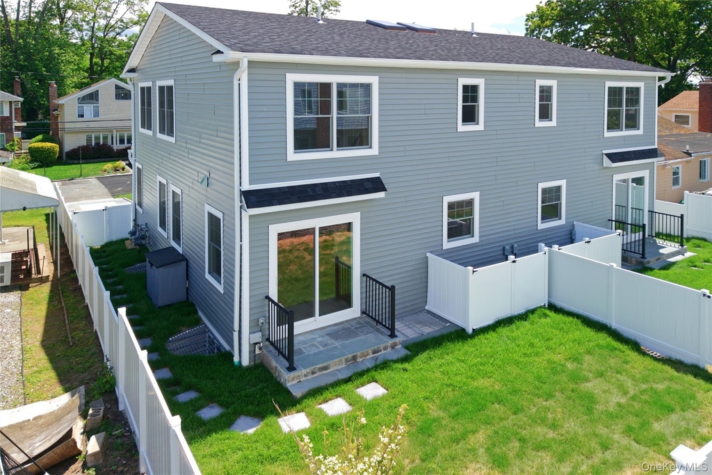 37 Corchaug Avenue - Photo 31