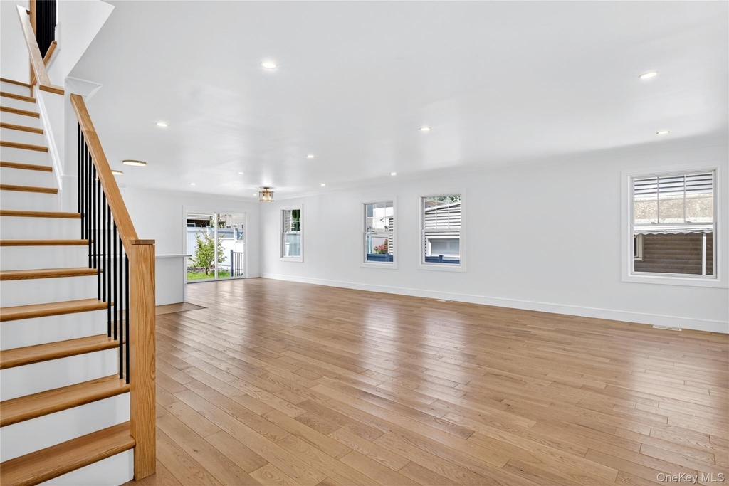 37 Corchaug Avenue - Photo 5