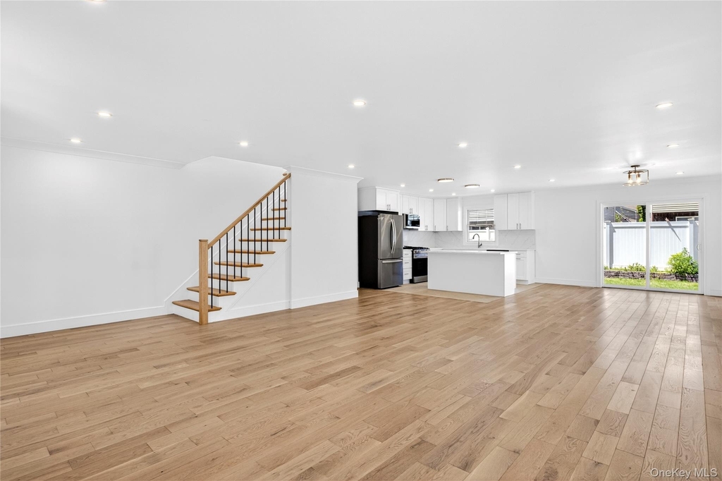 37 Corchaug Avenue - Photo 3