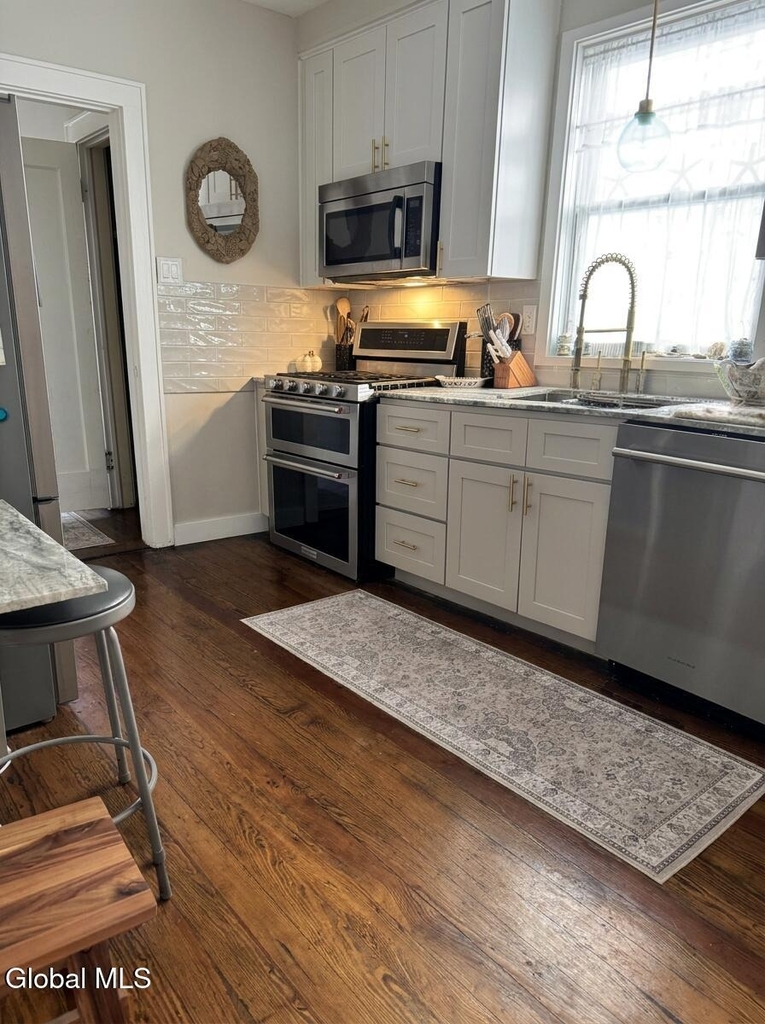7 Edison Avenue - Photo 10