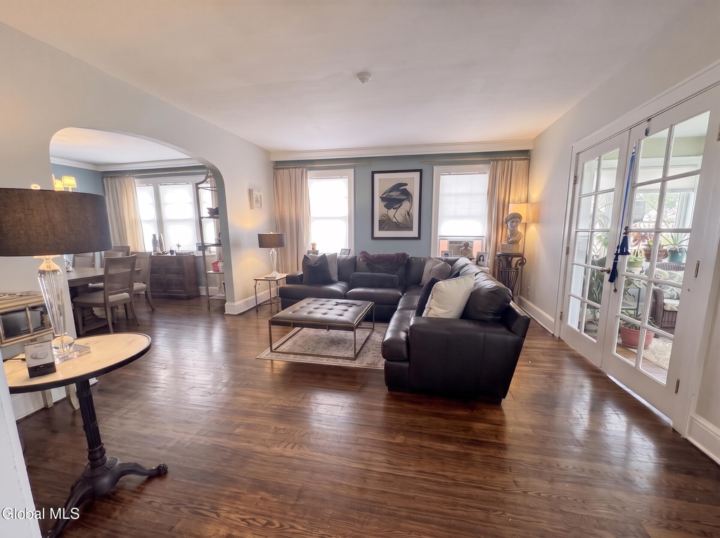 7 Edison Avenue - Photo 3