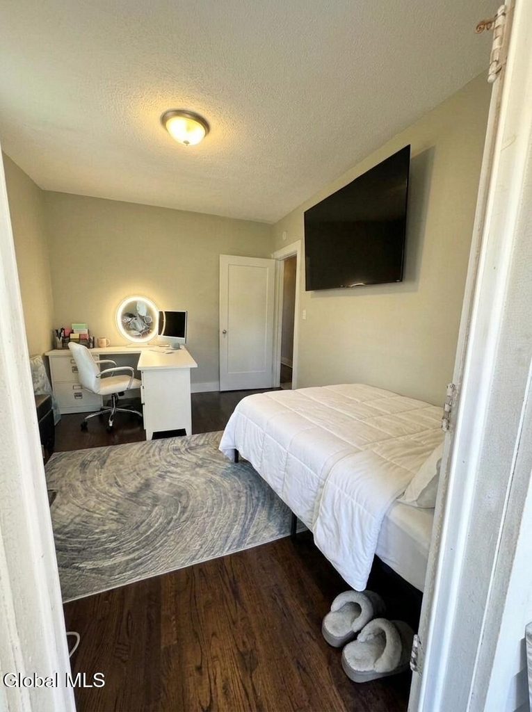 7 Edison Avenue - Photo 18