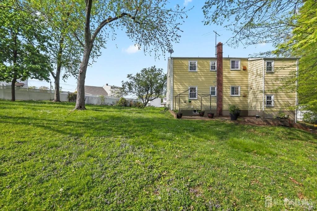 262 Wall Street - Photo 14