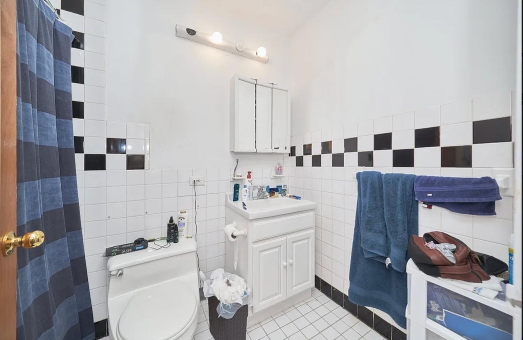337 W 43rd Street - Photo 12