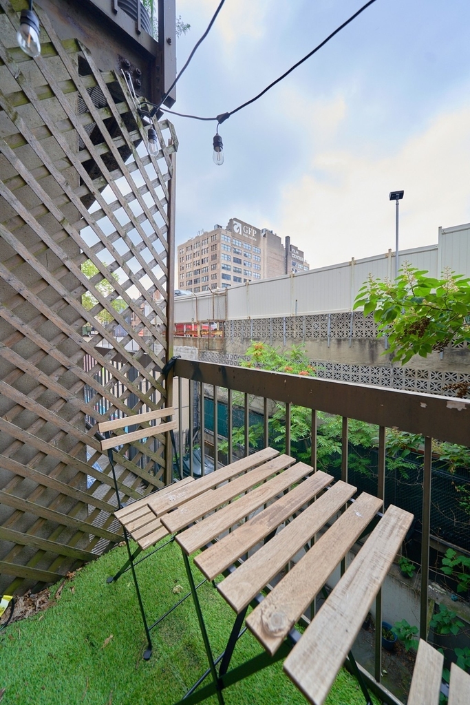 337 W 43rd Street - Photo 0