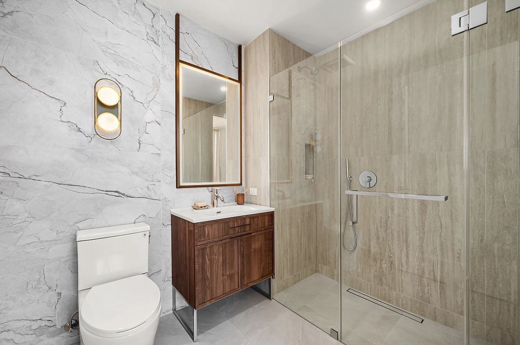 395 Carroll Street - Photo 3