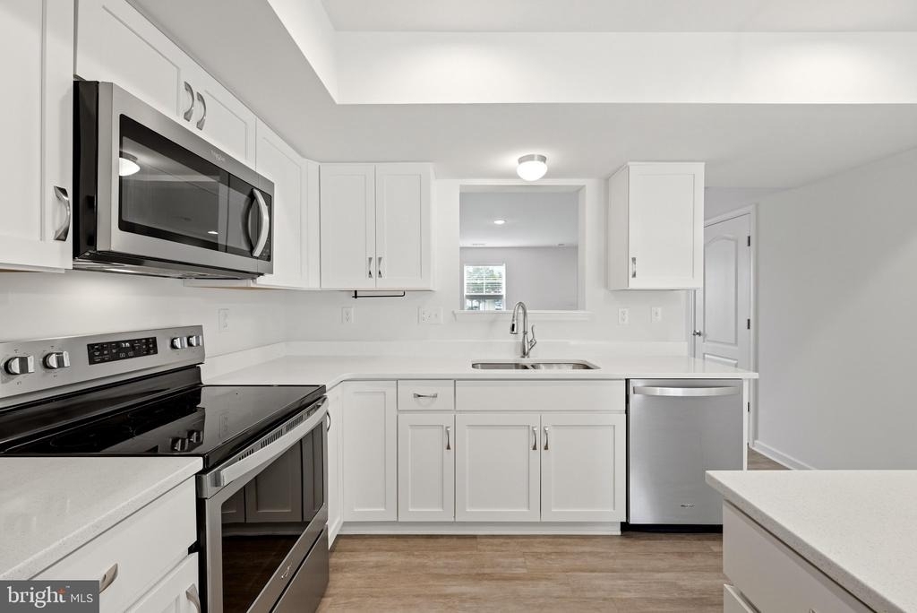 658 Thumper Drive - Photo 11