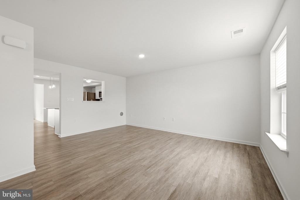 658 Thumper Drive - Photo 4