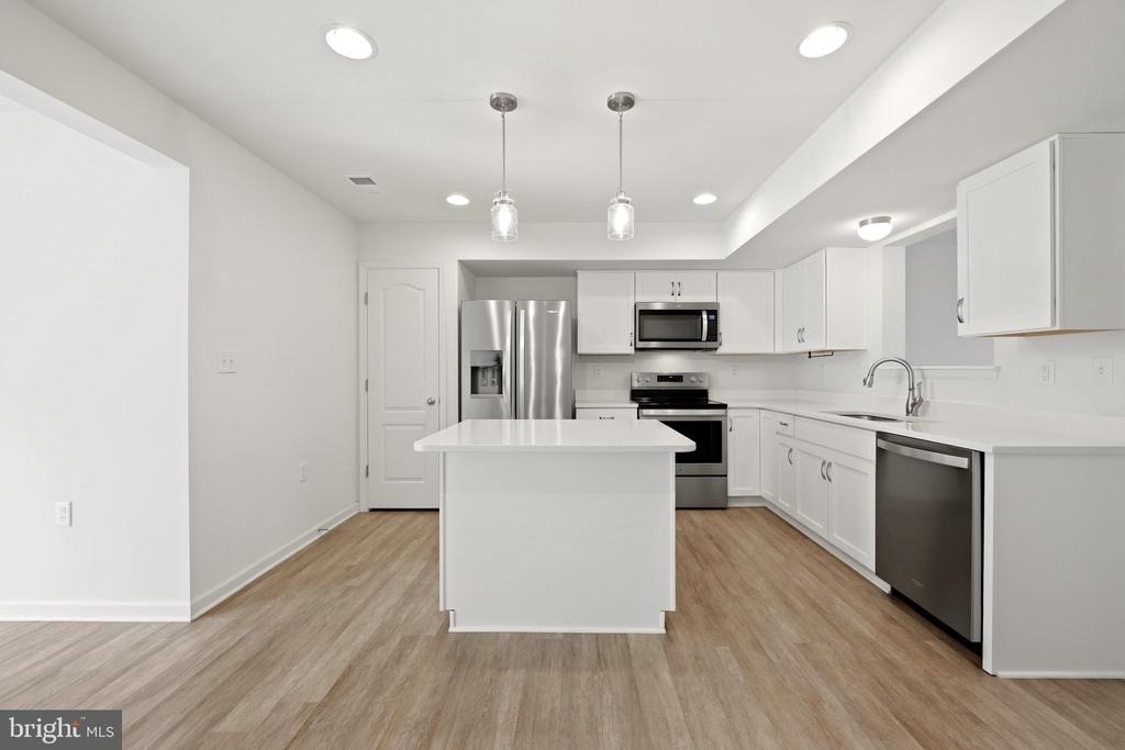 658 Thumper Drive - Photo 8