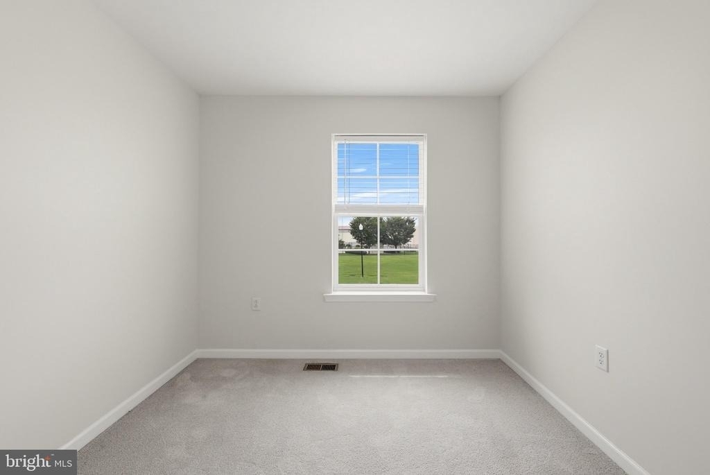 658 Thumper Drive - Photo 18