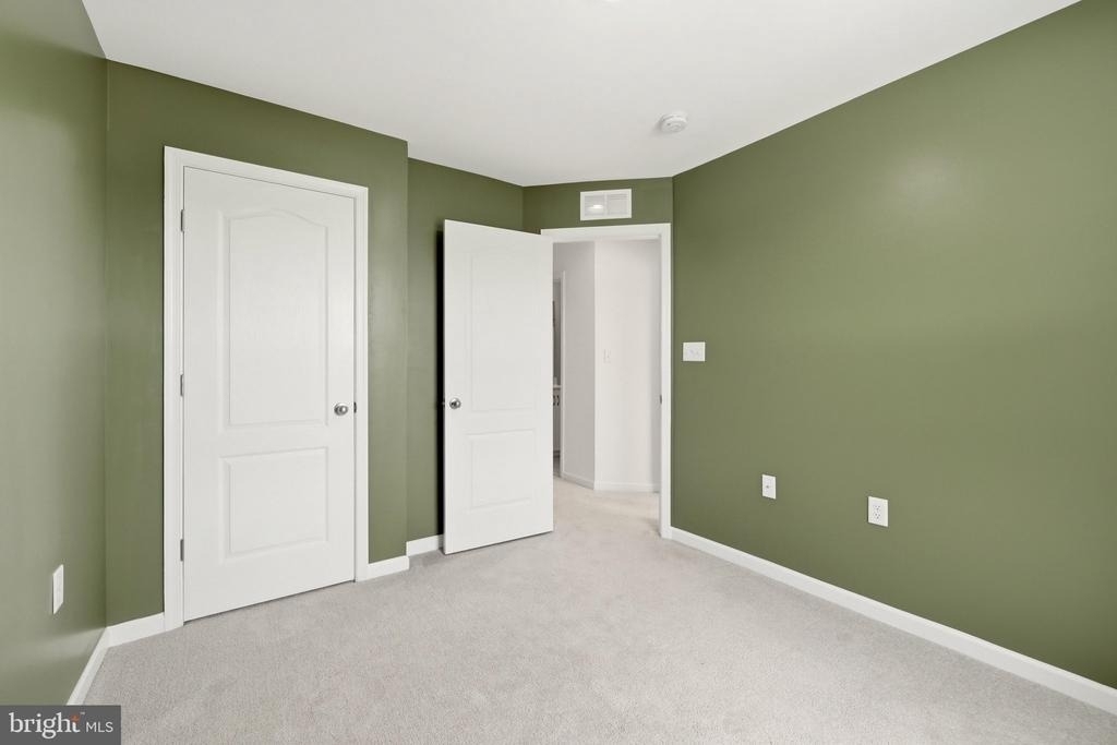 658 Thumper Drive - Photo 21