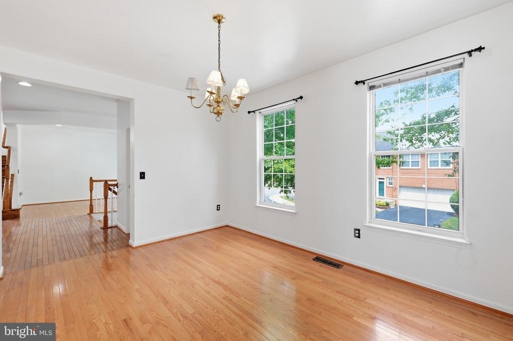 2917 Markhams Grant Drive - Photo 7