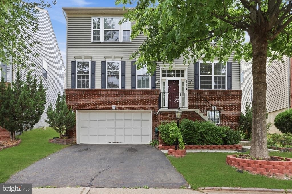 2917 Markhams Grant Drive - Photo 1
